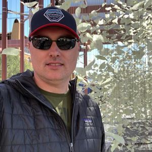 Meet your Posher, Dustin